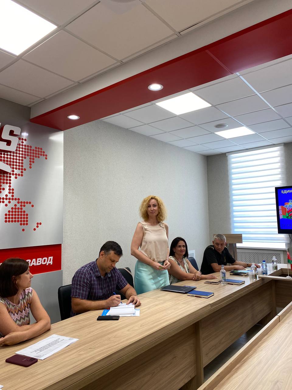 a8df518a-aac1-4aab-9cd8-65eba9b66526.jpg a8df518a-aac1-4aab-9cd8-65eba9b66526.jpg
