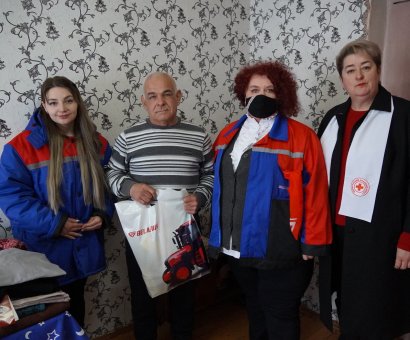 Заводчане оказали благотворительную помощь